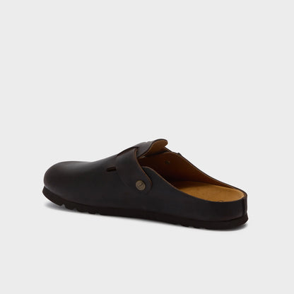 TOM LEAOIL - M DK BROWN